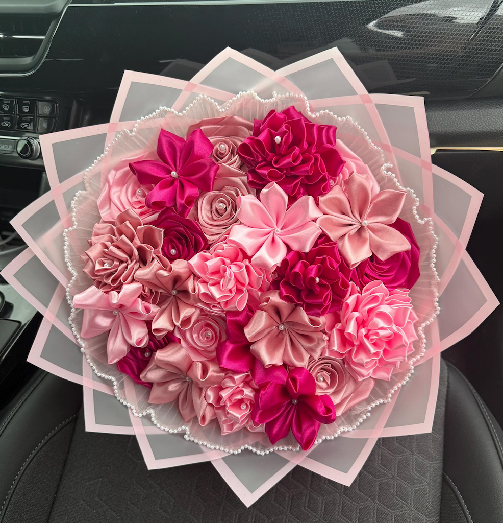 monochromatic pink mixed ribbon flowers